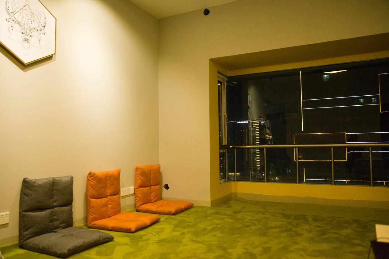 South Face Hostel Jinhu Branch Nanning Eksteriør billede